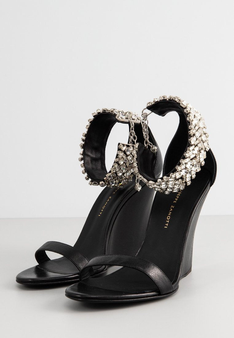 Giuseppe Zanotti