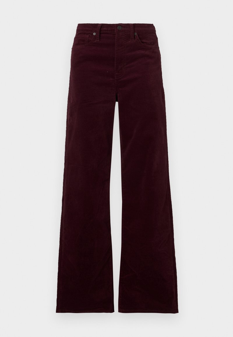 Bordeauxrote Cordhose mit weitem Bein und hoher Taille, ausgestattet mit einem Reißverschluss, Knopfverschluss und Seitentaschen. Glatte Textur mit vertikalen Rippen.