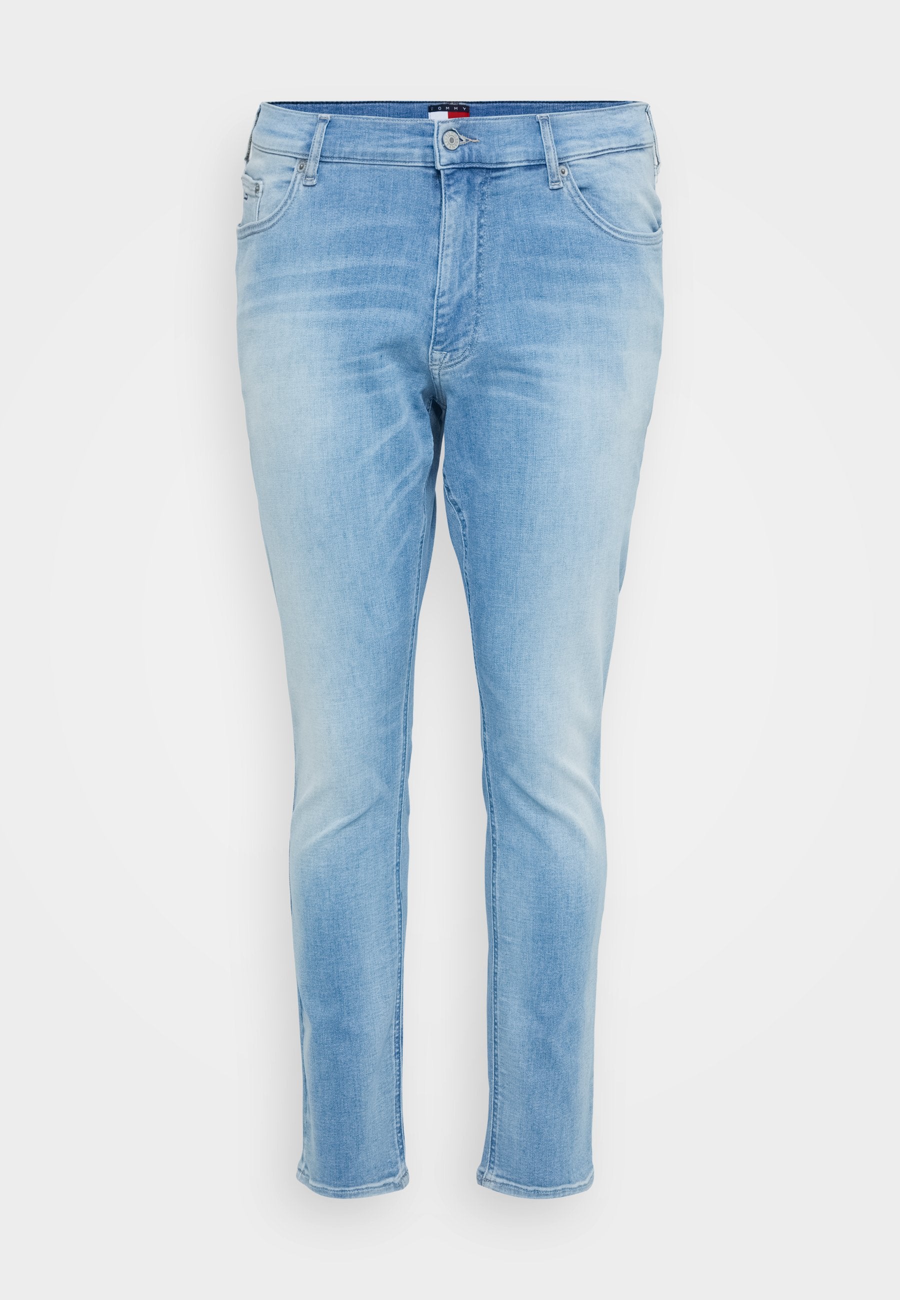 Hellblaue Denim-Jeans im Slim-Fit-Schnitt mit einem Fünf-Taschen-Design und Auswaschungseffekten; ausgestattet mit einem Knopfverschluss und Gürtelschlaufen.