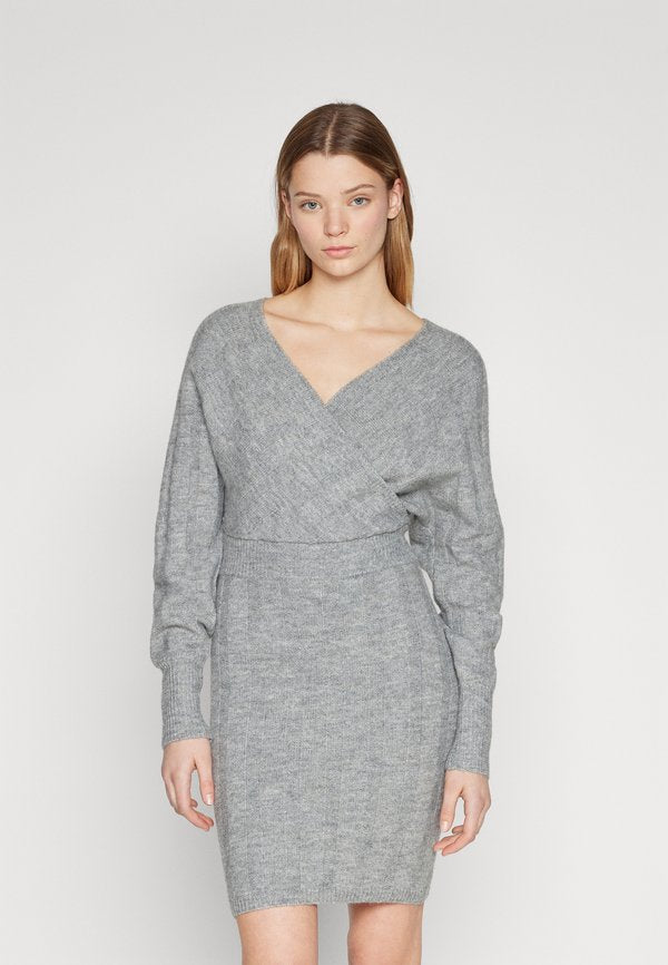 Even&Odd WIDE BATWIG SLEEVES MINI BODYCON DRESS