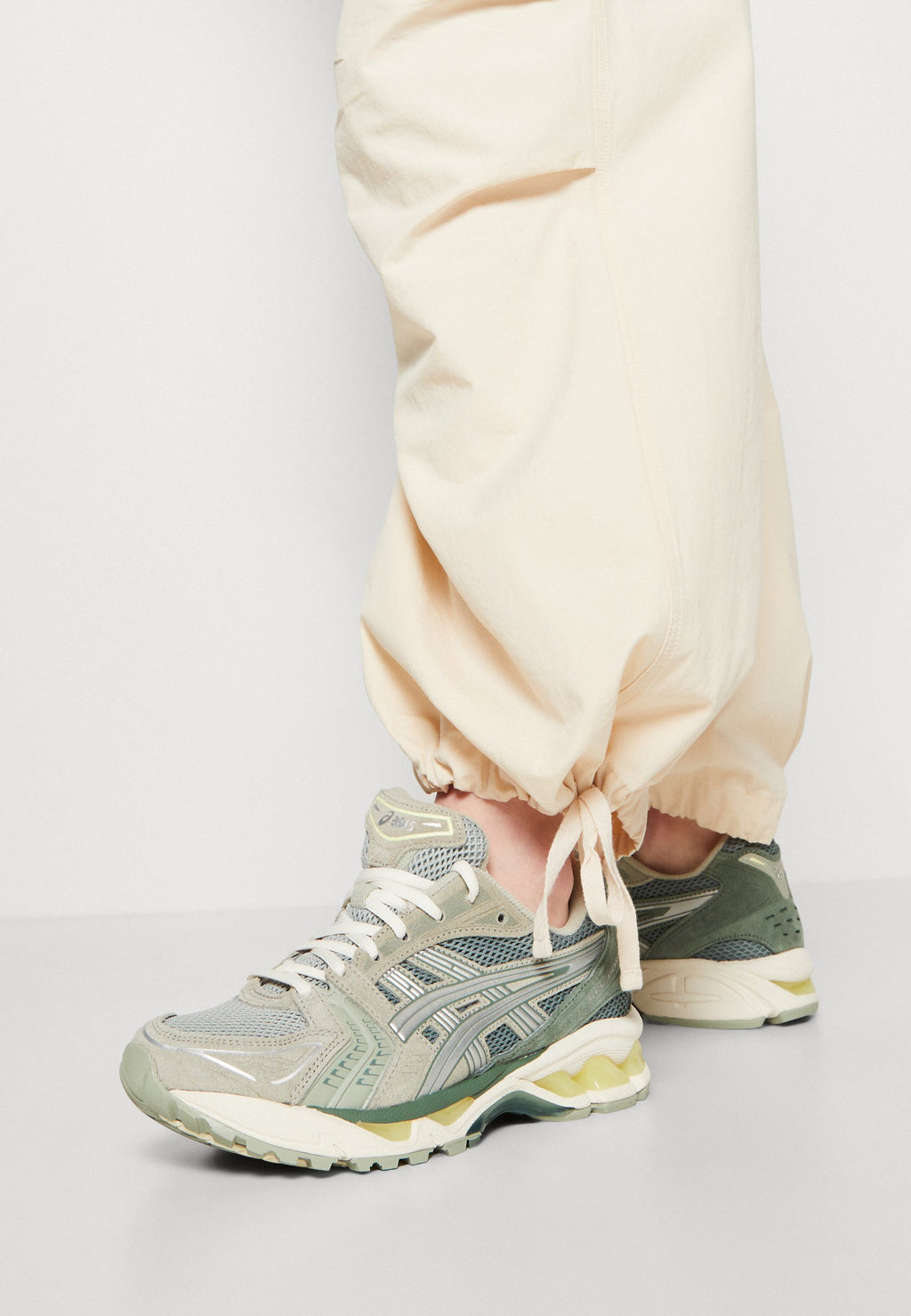Weekday SKYLER PARACHUTE TROUSER
