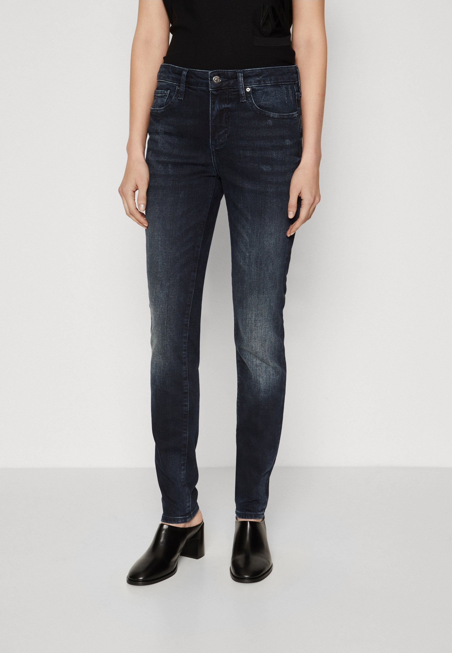 Armani Exchange Jeans Skinny Fit Media 3