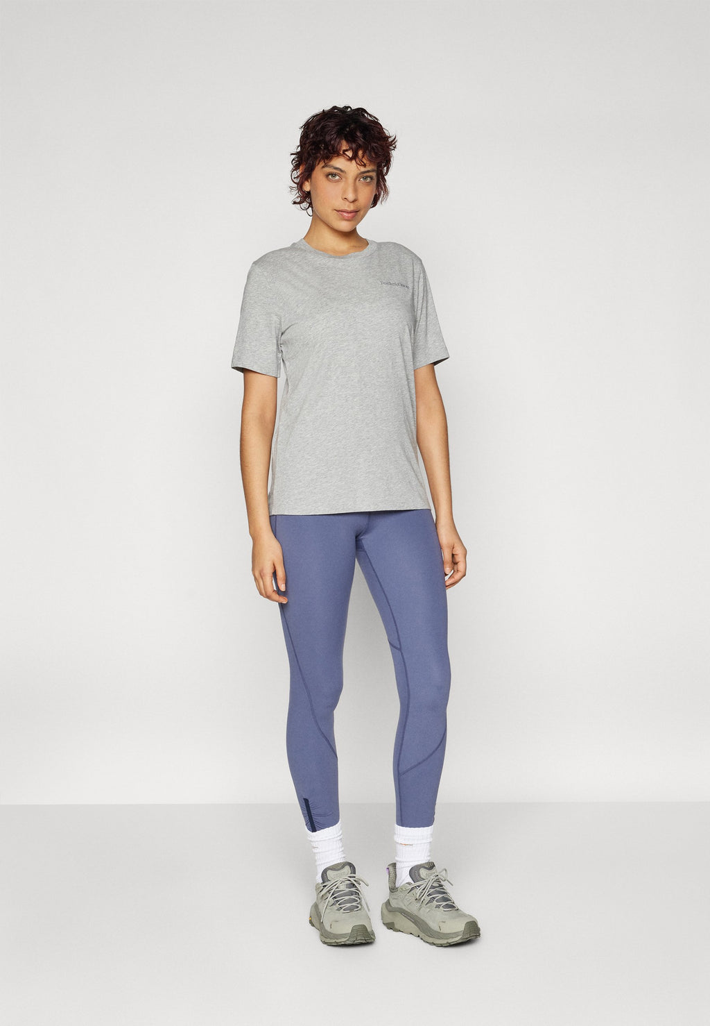 Peak Performance ORIGINAL SMALL LOGO TEE