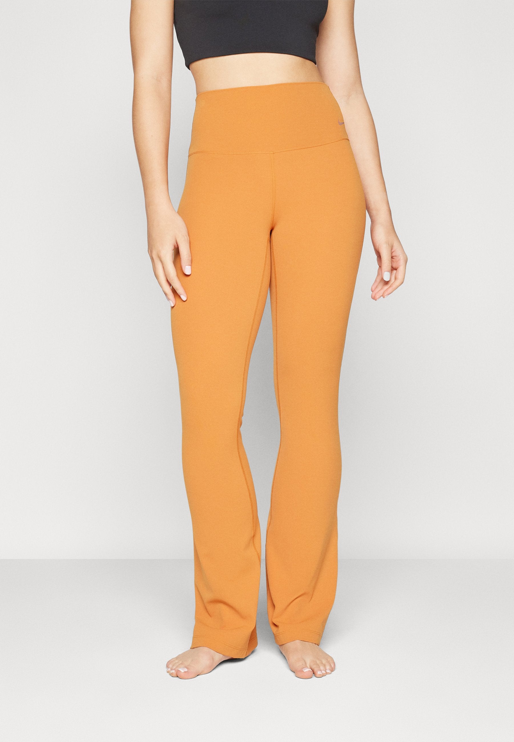 Nike Performance ZENVY FLARE