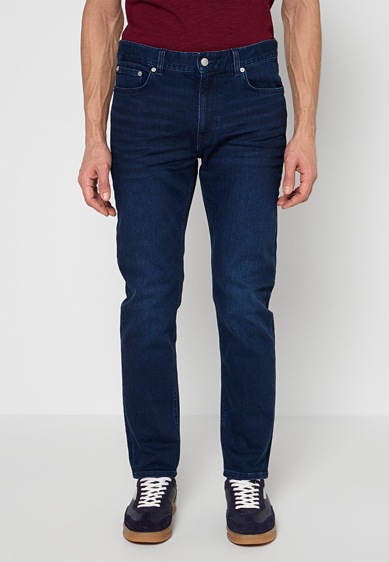 SLIM BLEECKER Media 1