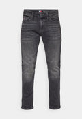 Schlanke, dunkelgraue Jeans mit einem verblassten Muster, fünf Taschen und einem Logo am Bund. Einheitliche Farbe mit subtilen Variationen.
