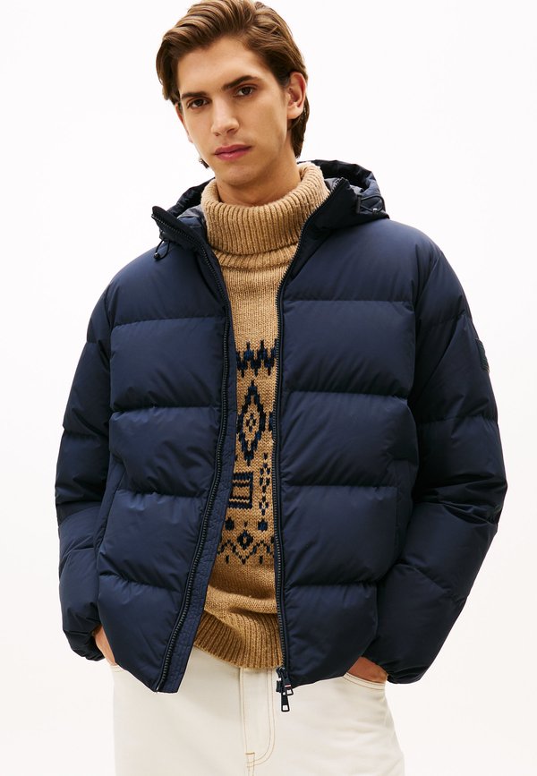 Tommy Hilfiger HOODED PUFFER - Down jacket - desert sky