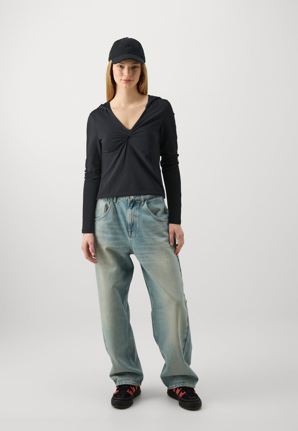 ONLY ONLLIVE LOVE V-NECK HOOD