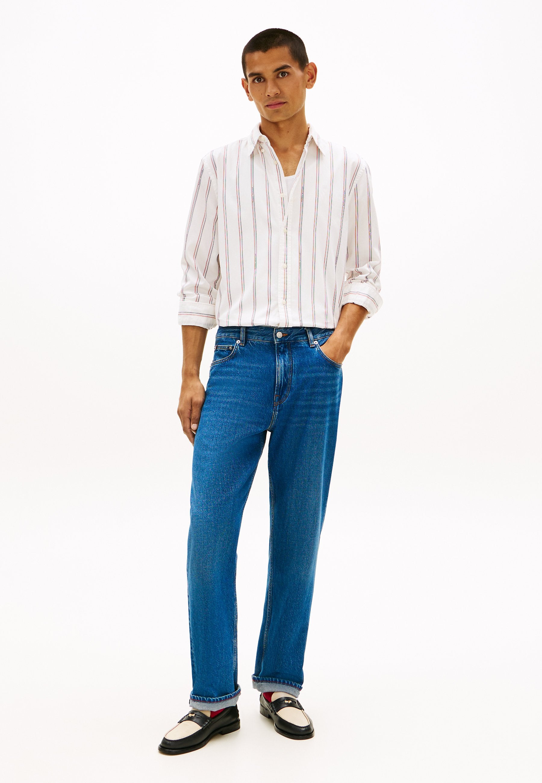 REGULAR FIT LOGO PINSTRIPE JACQUARD SHIRT Media 2