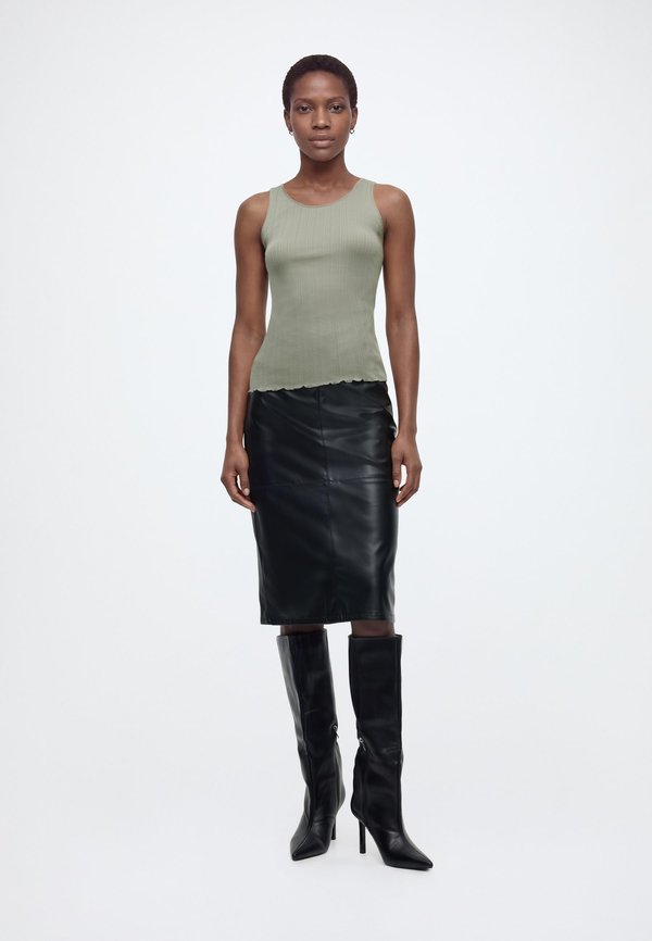 Rosemunde RWJUDY SL TANK