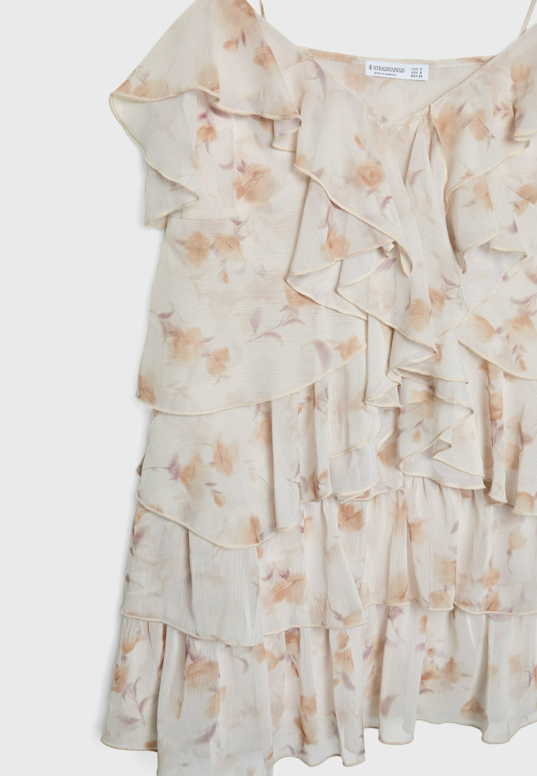Stradivarius FLOWING  WITH RUFFLES