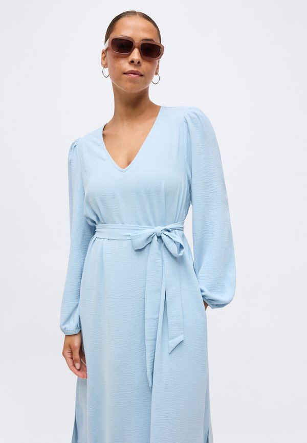 Vero Moda Petite VMALVA V NECK LONG DRESS