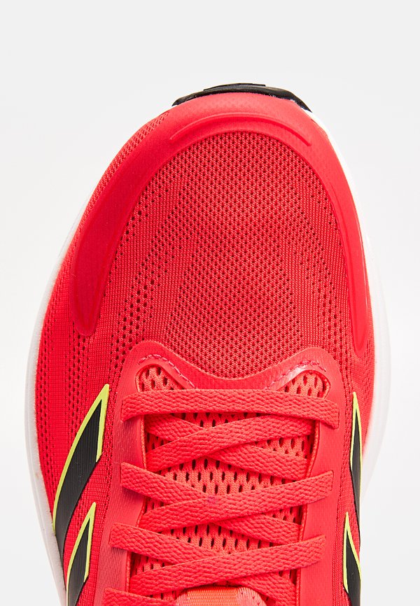 adidas Performance RESPONSE 2