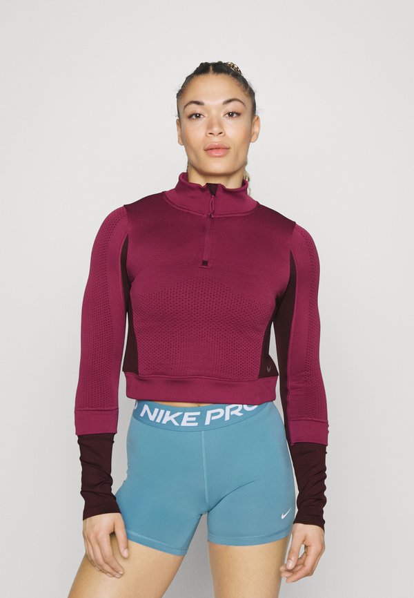 Nike Performance W NK TFADV FUTURE FIT HZ TOP - Long sleeved top - rosewood/diffused taupe
