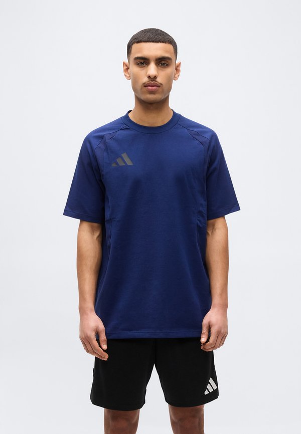 adidas Performance TIRO TRAVEL TEE - Sports T-shirt - team navy blue 2/black