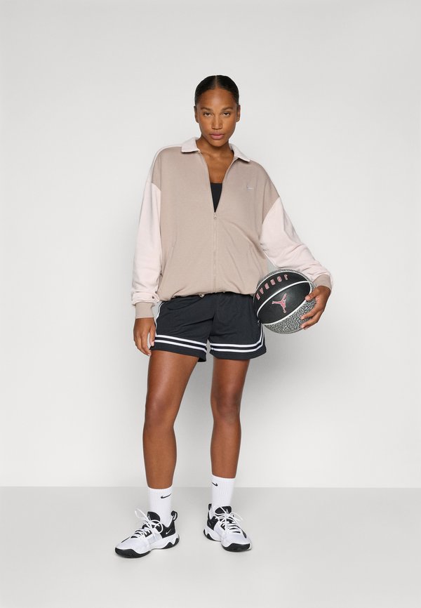 Nike Performance BASKETBALL