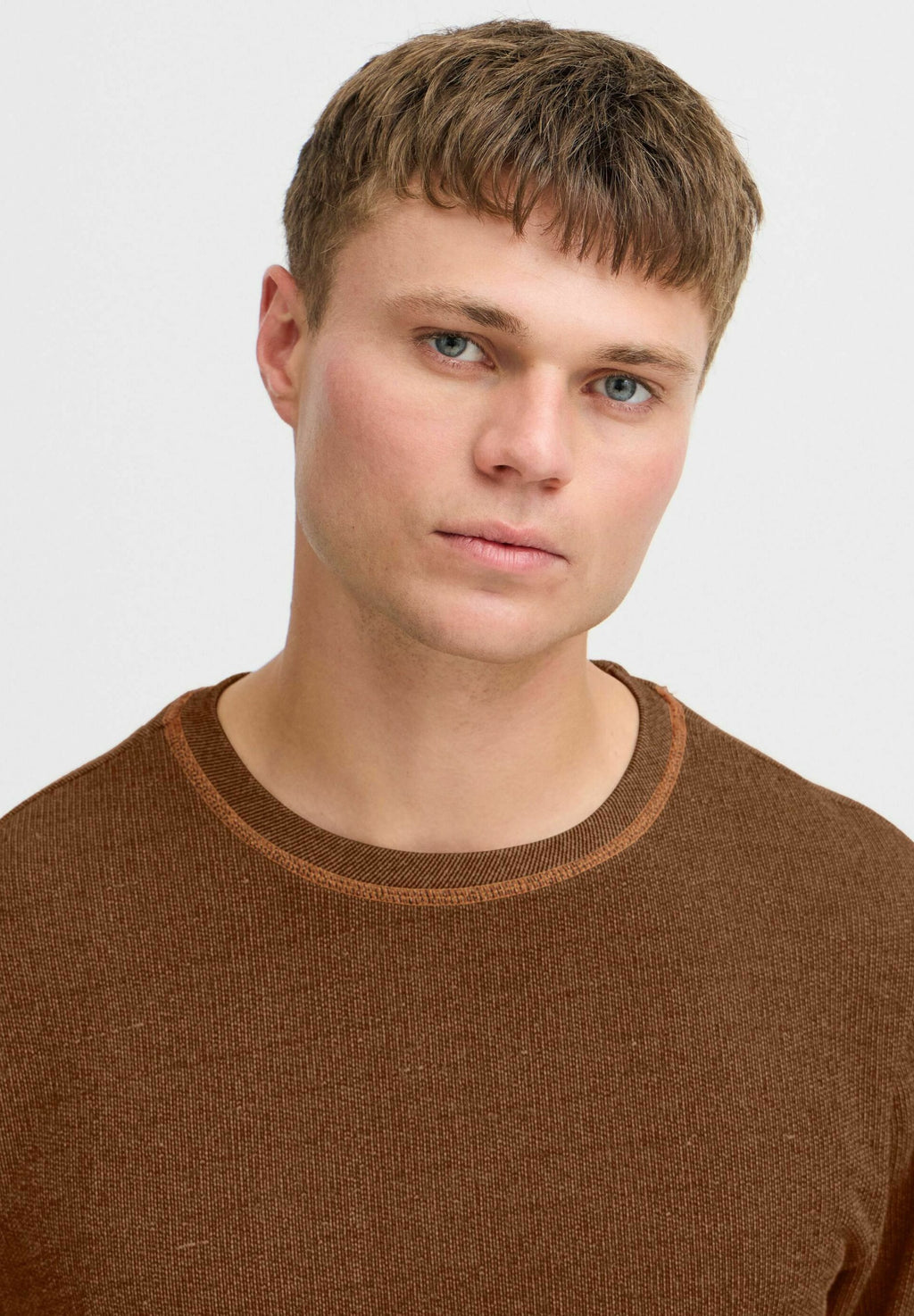 BHSweatshirt Media 5