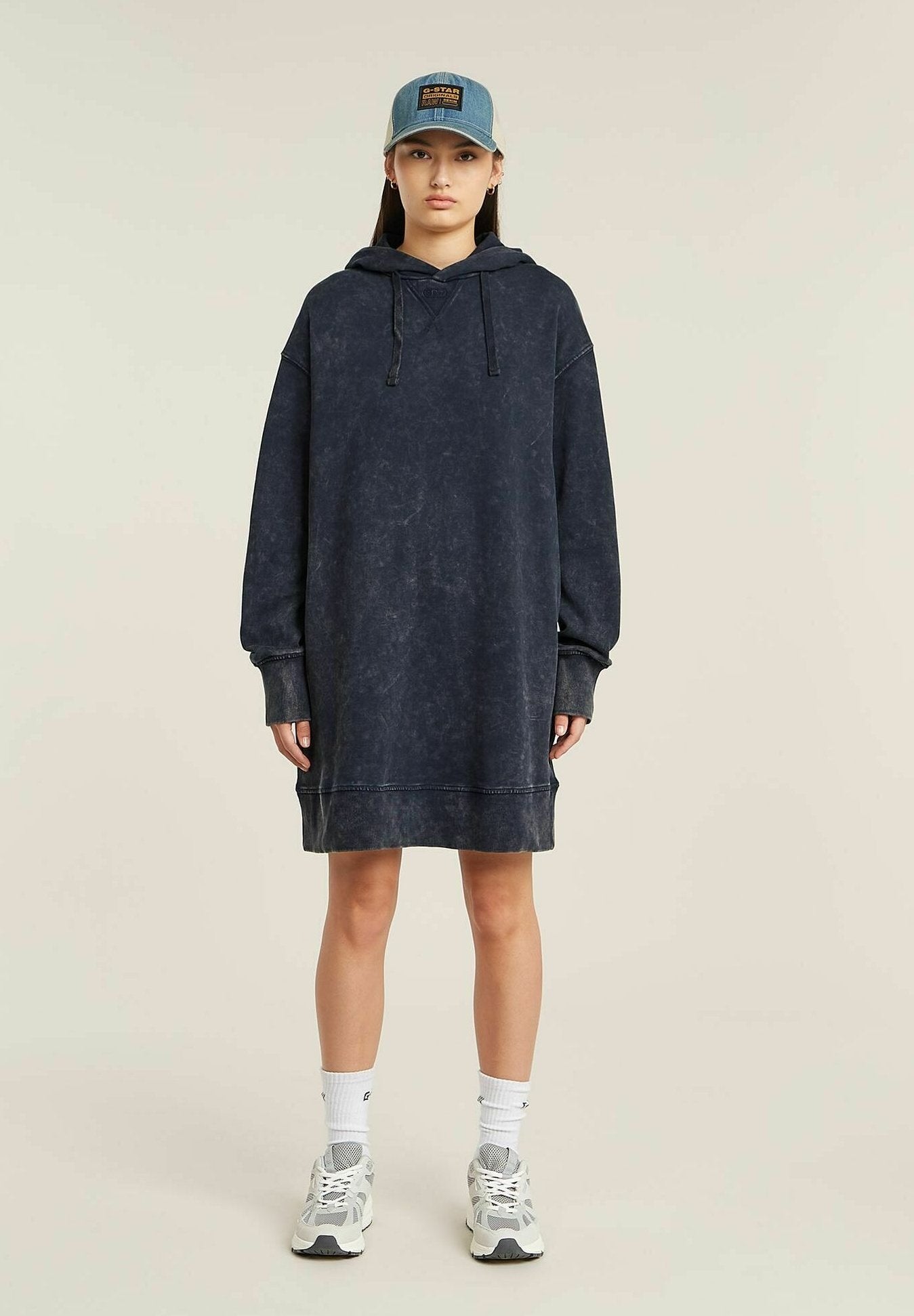 LOOSE OVERDYED Media 3