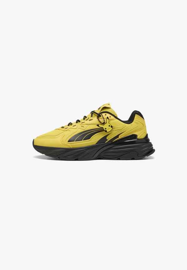 Puma PUMA X POKÉMON FADE PIKACHU SNEAKERS UNISEX - Skate shoes - energizing yellow- black