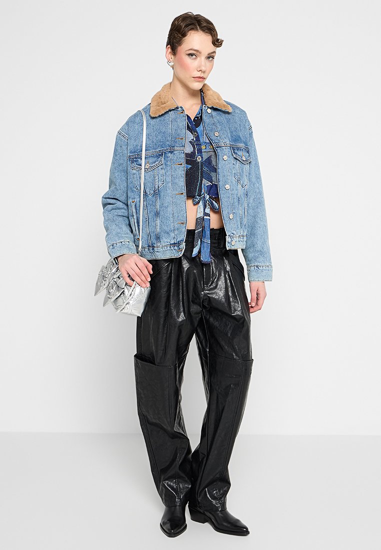 MOSCHINO JEANS