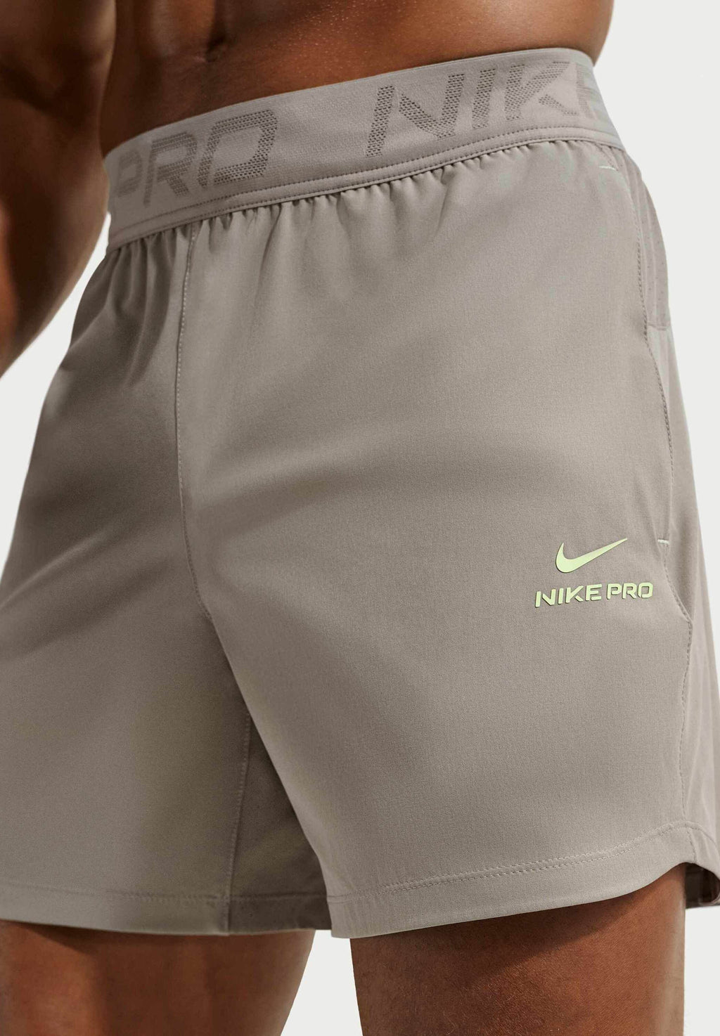 Nike Performance SHORT