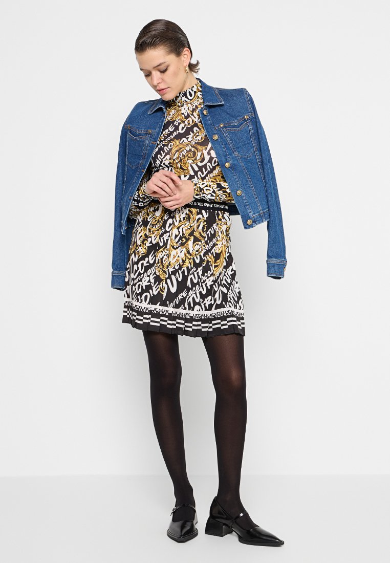 Versace Jeans Couture