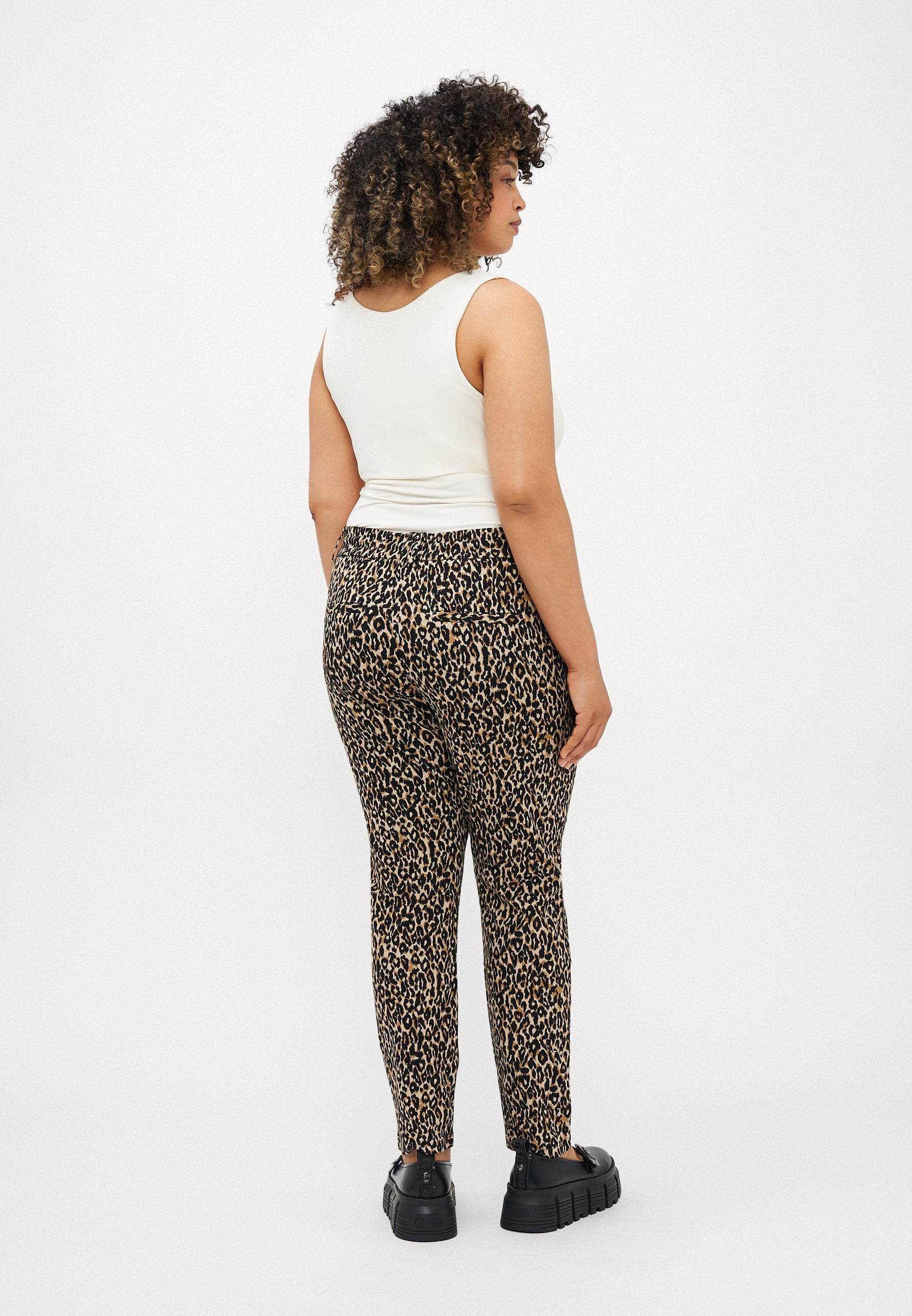 CARGOLDTRASH Regular Fit Media 4