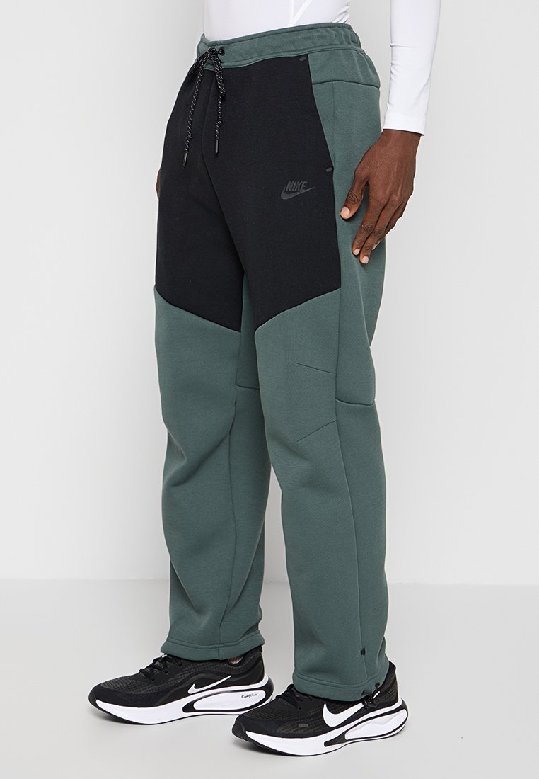 Nike Sportswear