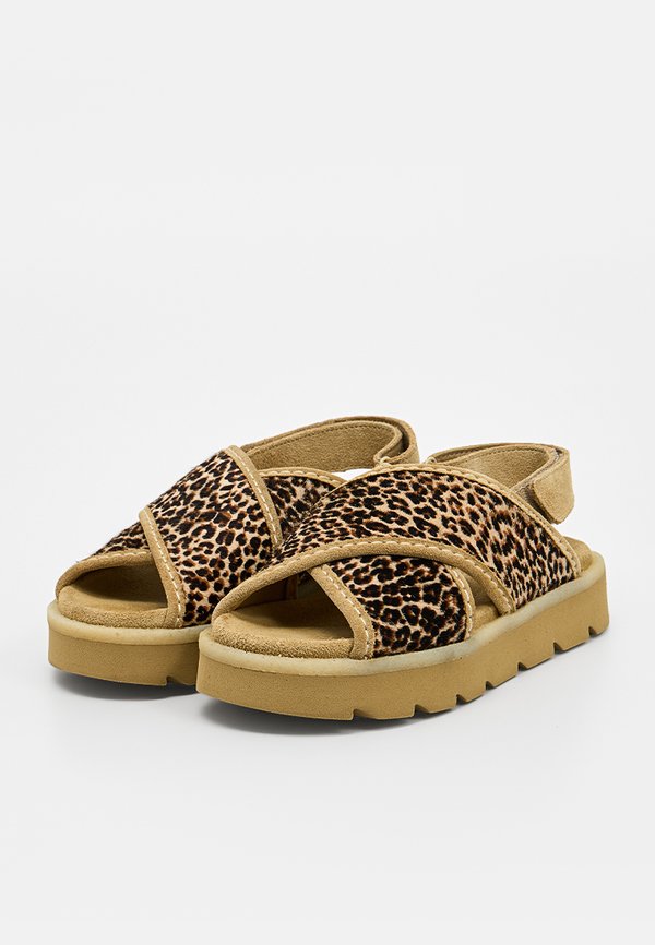 Clarks MEARE