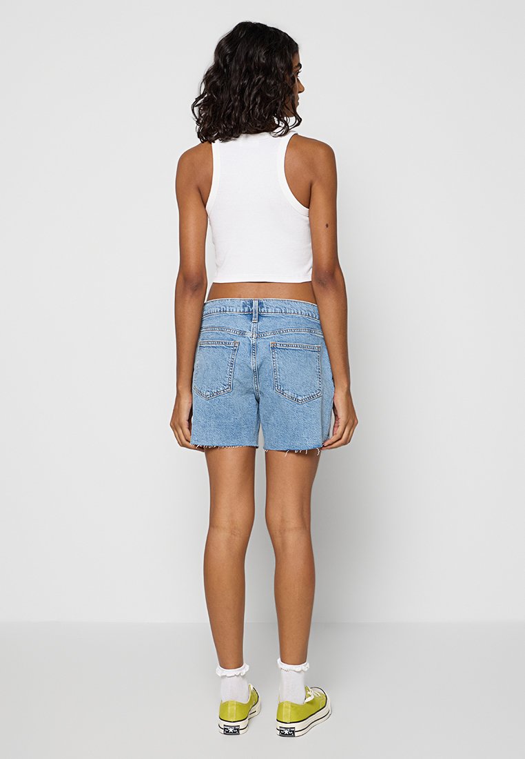 GAP BROOKS