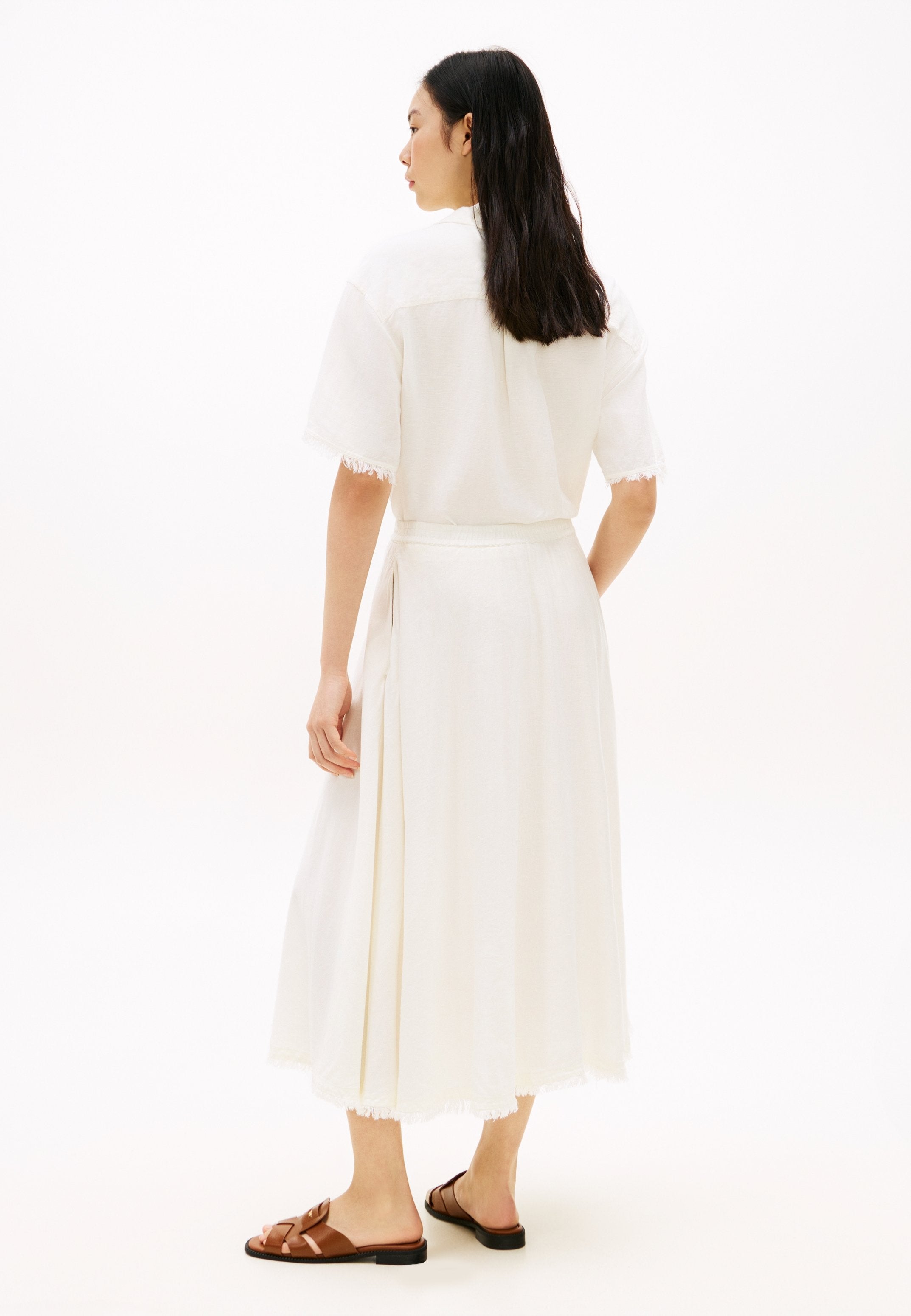 PLEATED LINEN BLEND MIDI A-LINE SKIRT Media 4