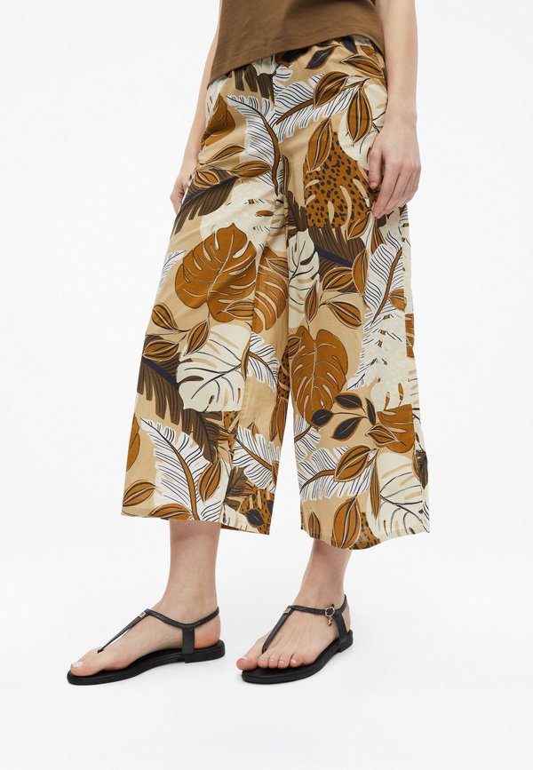 s.Oliver HOSE - Trousers - ocker