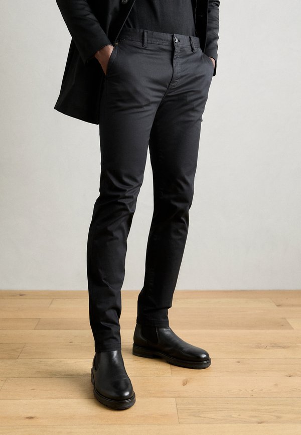Scotch & Soda ESSENTIALS STUART