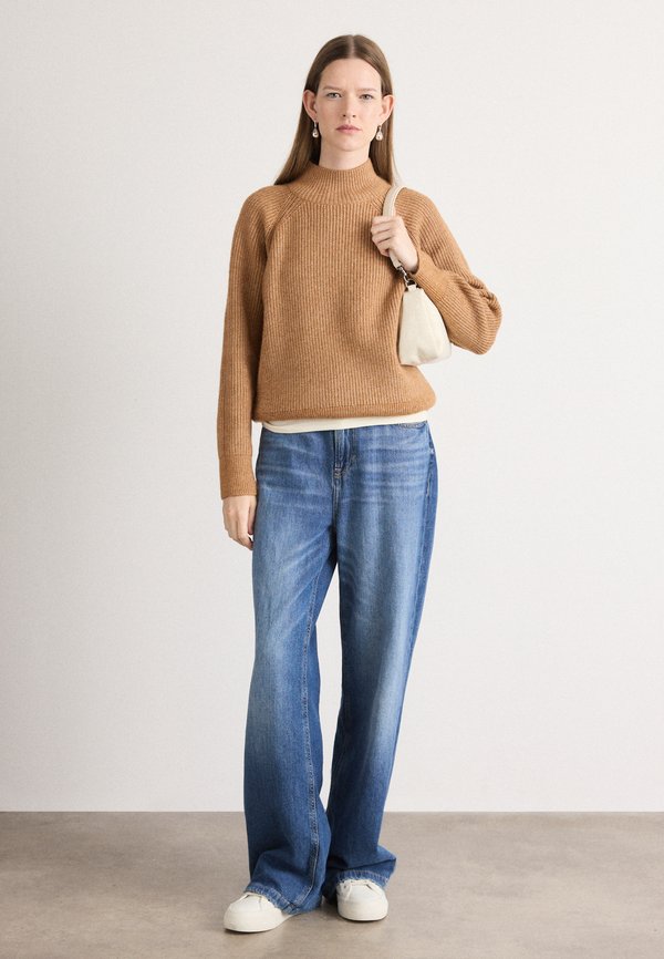 Calvin Klein Jeans