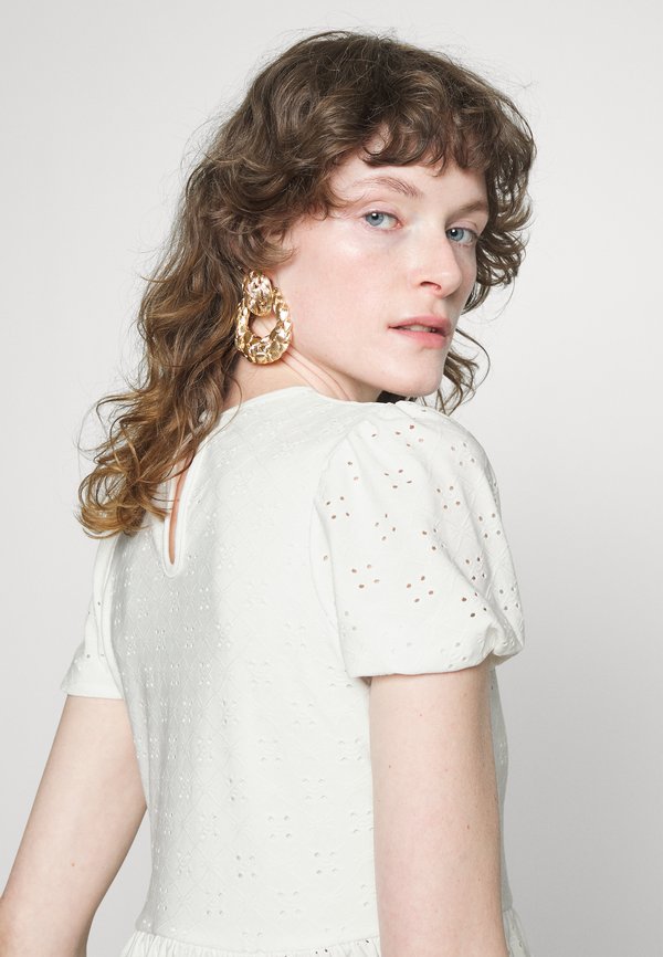 IN THE STYLE JOSSA BRODERIE ANGLAISE