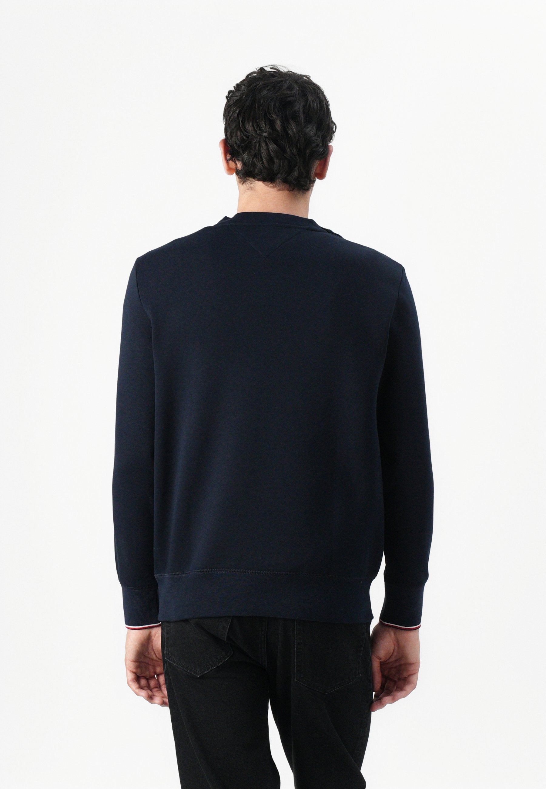LOGO TIPPED CREW NECK Media 3