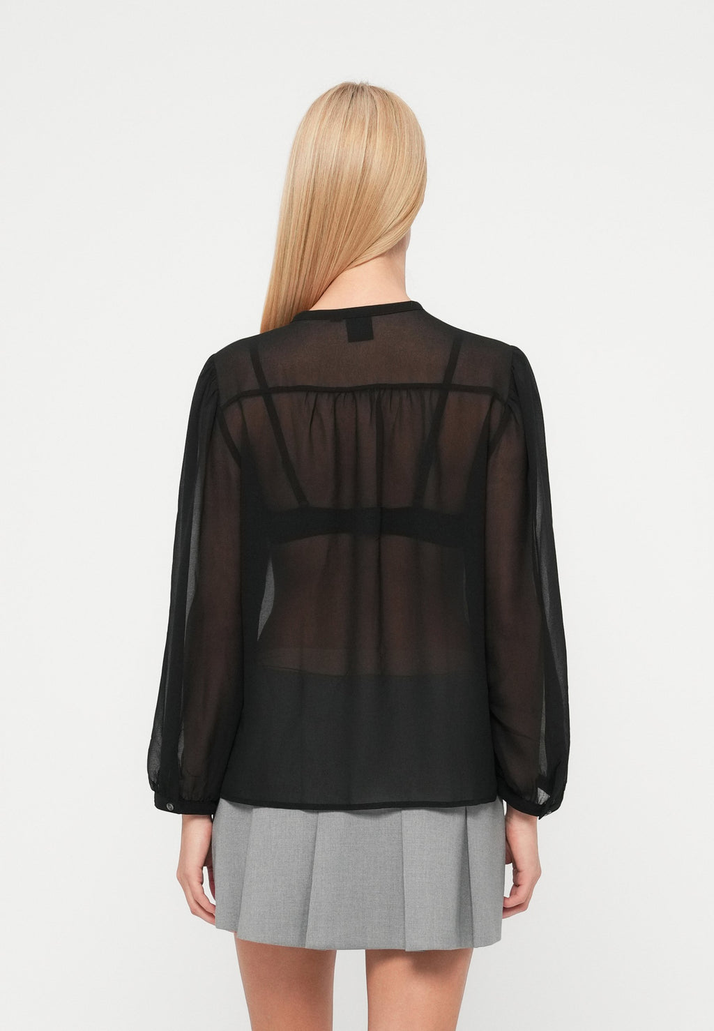 GAP TIE FRONT