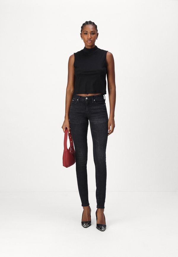 Calvin Klein Jeans