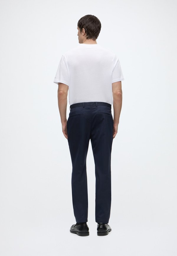 Calvin Klein REGULAR