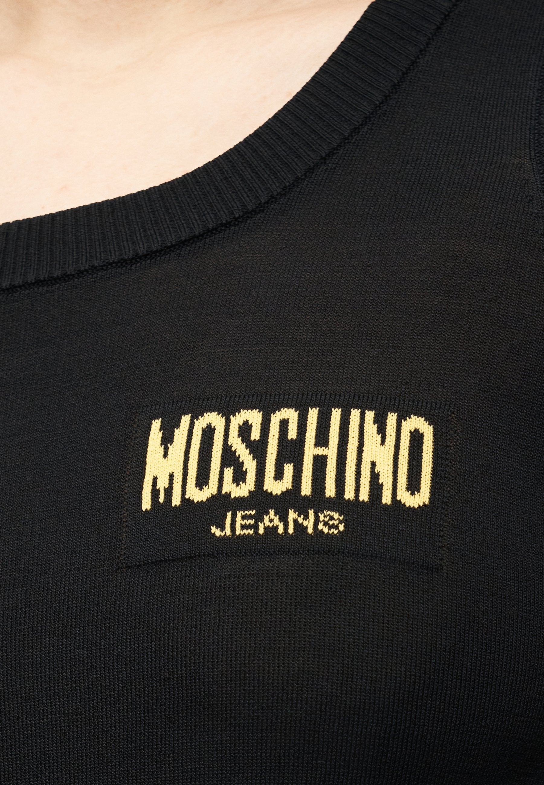 MOSCHINO JEANS