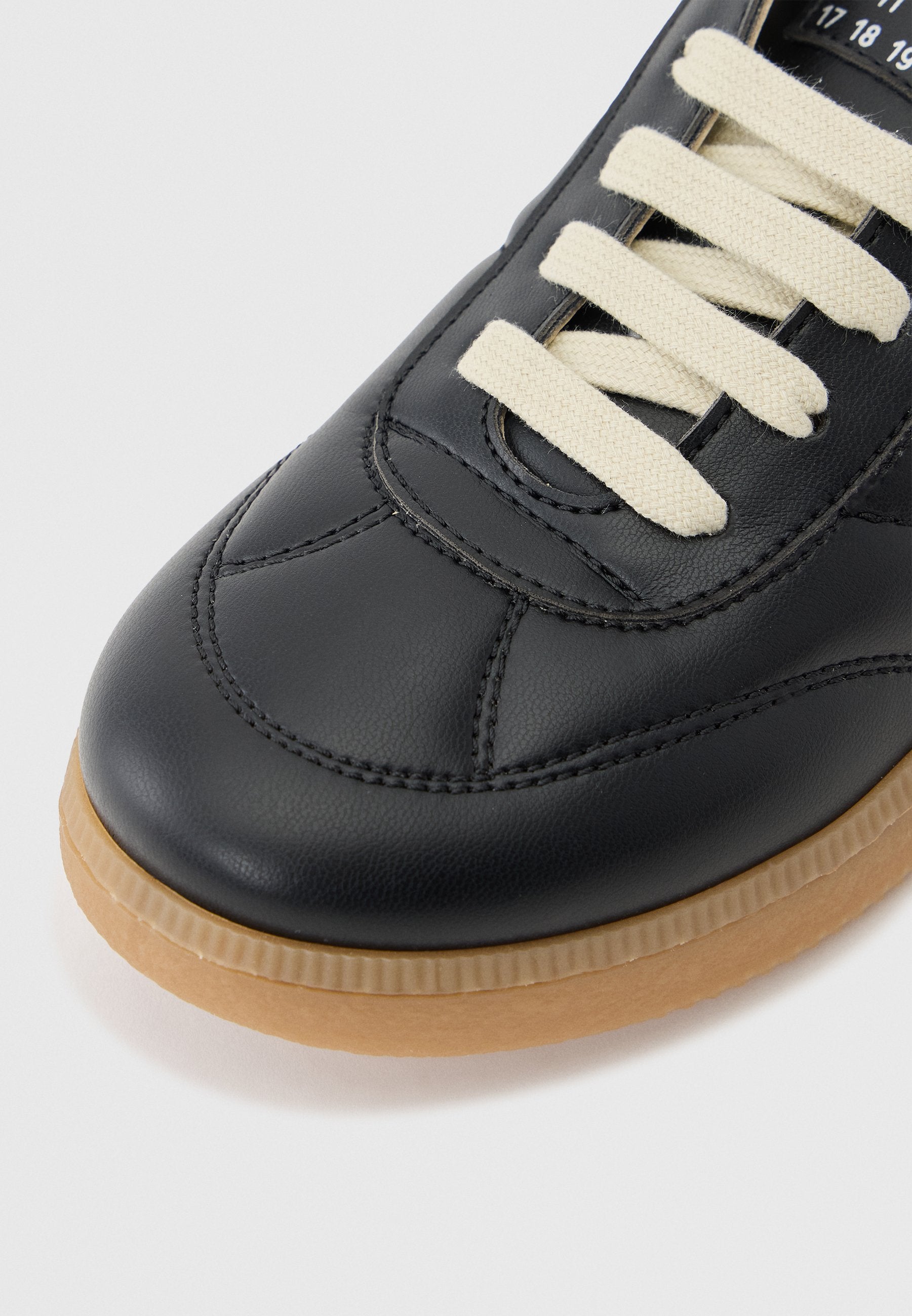MM6 Maison Margiela