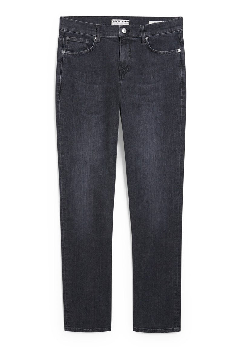 Dunkelblaue Jeans mit geradem Bein, Fünf-Taschen-Design, silberner Hardware und glatter Textur, die eine dezente Ausbleichung aufweisen.