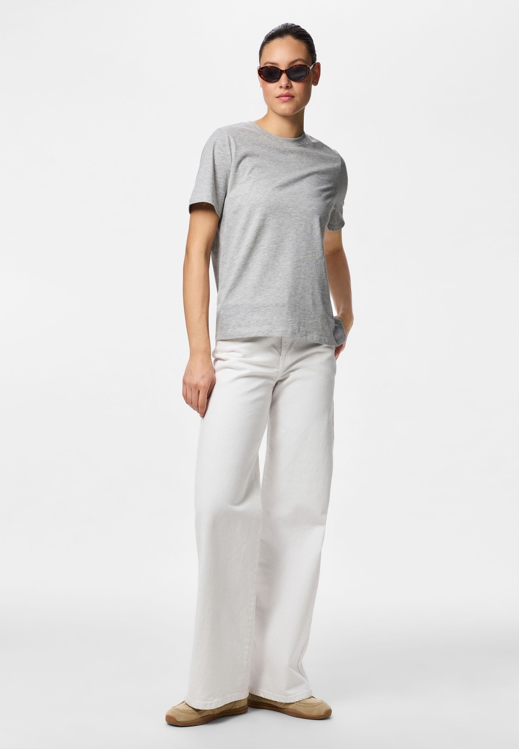 Pieces PCRIA SS SOLID TEE JRS NOOS BC