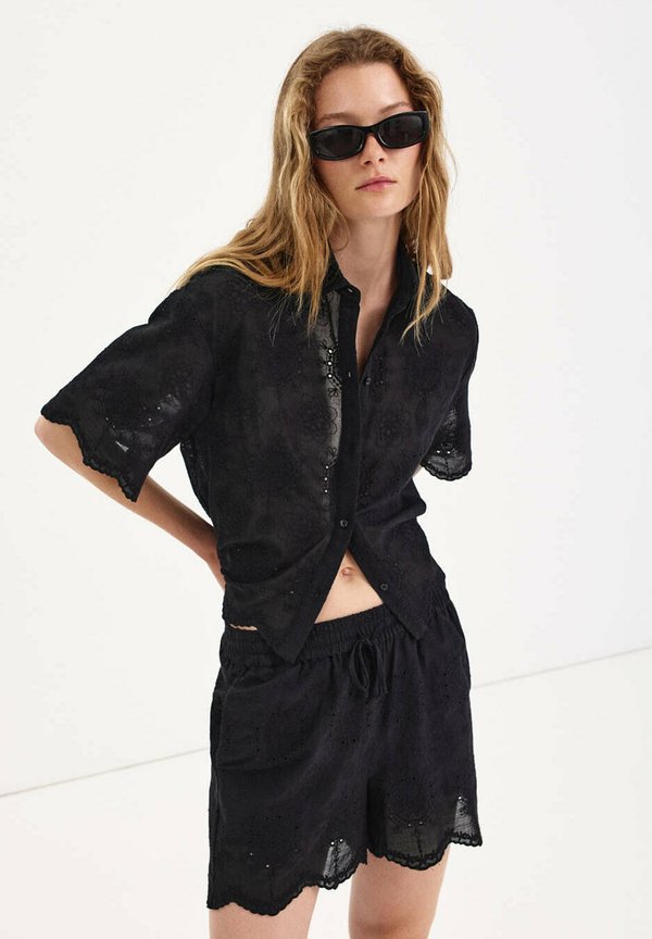 Mango ADULT - Shorts - black