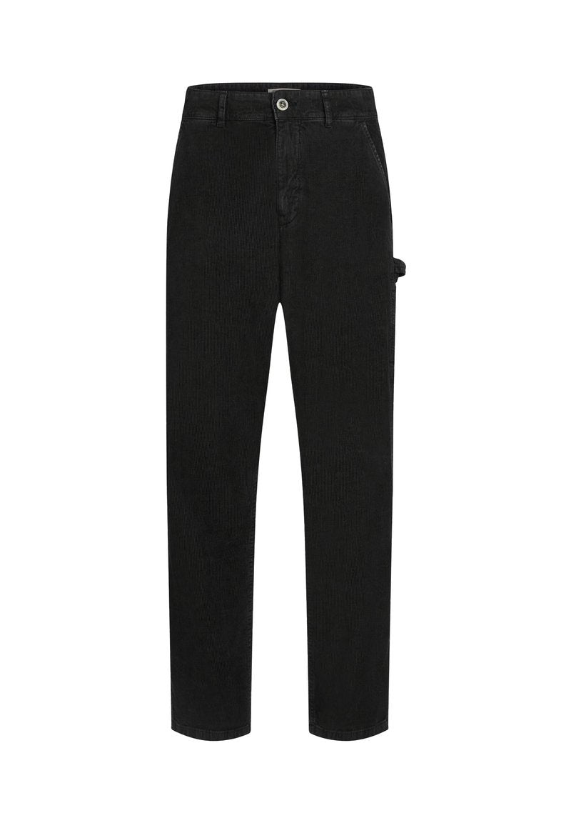 Schwarze Jeans mit Fünf-Taschen-Design, geradem Bein, Knopfschluss und seitlicher Werkzeugtasche mit tonalem Stitching.