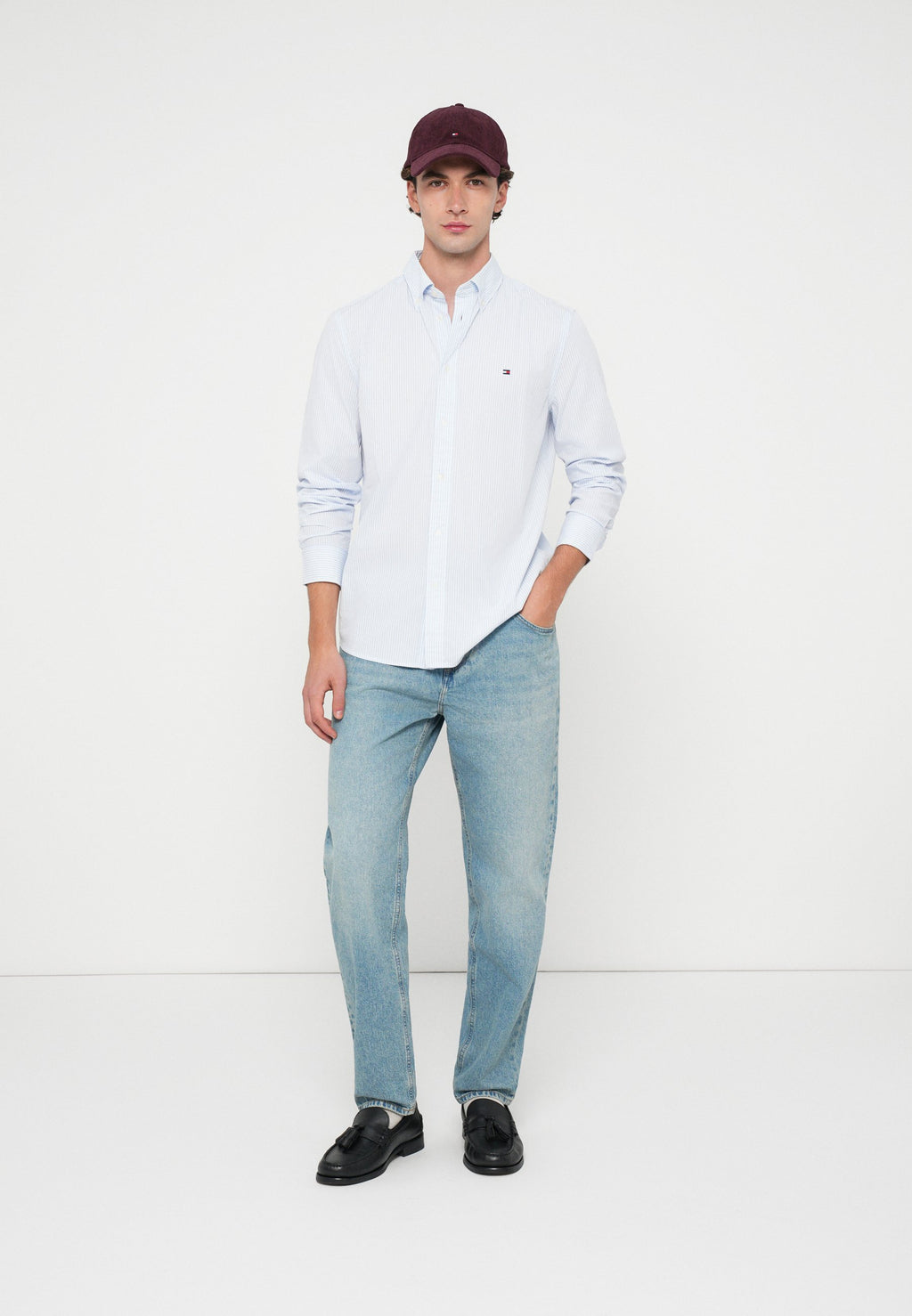 HARLEM FADED TAPERED LEG JEANS Media 2