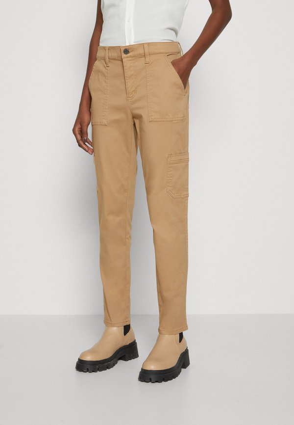 Banana Republic UTILITY