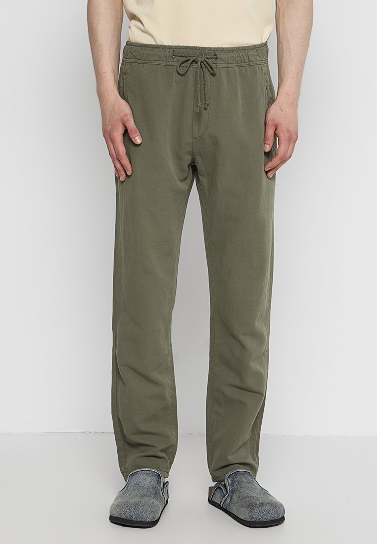 LOIS Jeans