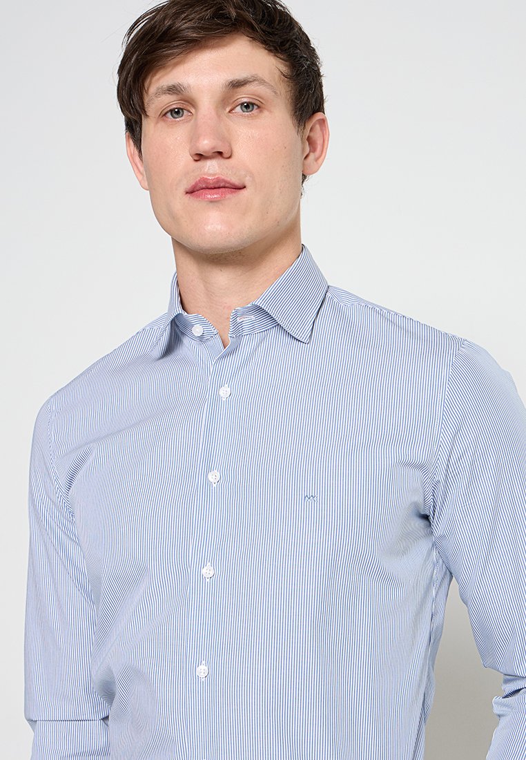 Michael Kors SLIM FIT