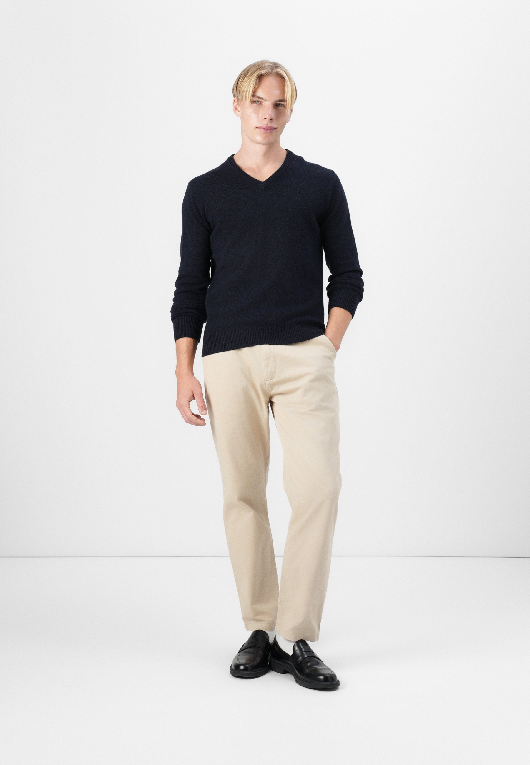 Hackett London V NECK